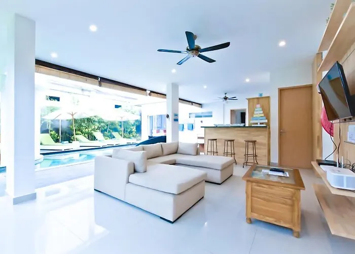 3br Del Mar Near La Plancha *